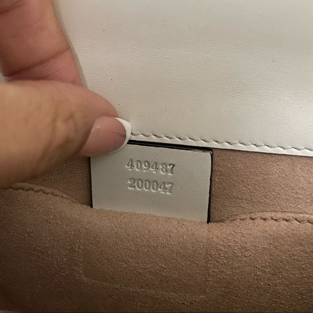 ❌SOLD!❌ Small Gucci Guccissima Padlock Bag - Picture 8 of 16